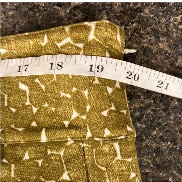 3/$15 ❤️ 1/15 Merona pencil skirt 16 xl greenish gold and white - Picture 5 of 9